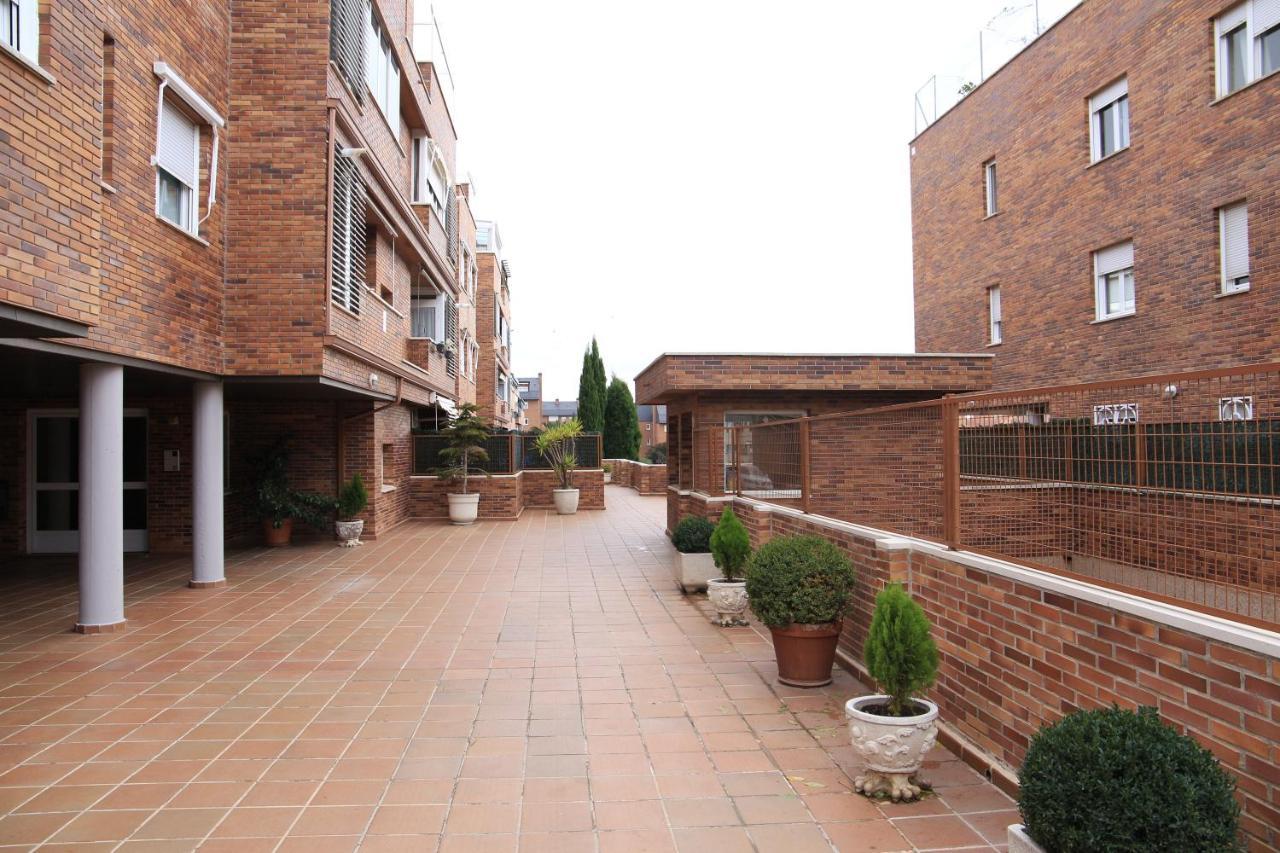 شقة لاس روزاس دي مدريد  في Precioso Apartamento Con Piscina Y Bien Comunicado المظهر الخارجي الصورة